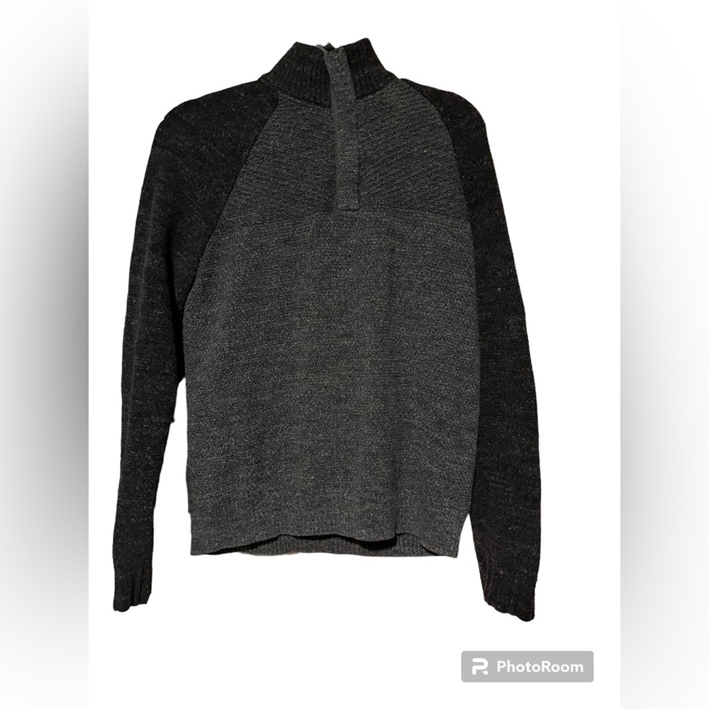 Medium vintage Triumph Motorcycles Quarter Zip